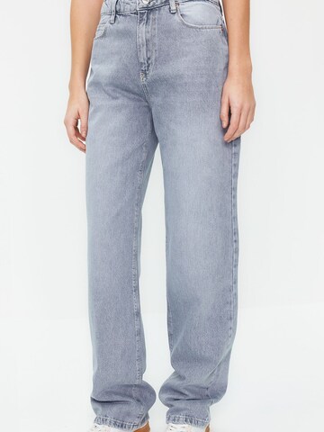 Regular Jean Trendyol en bleu