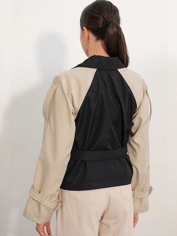 Cappotto di mezza stagione 'Trenchcoats' di Bigdart in beige