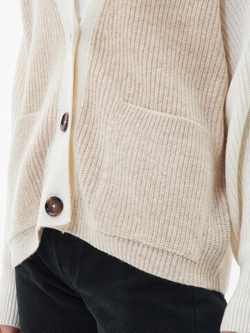 Barbour Gebreid vest 'Alexandria' in Beige