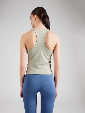 PUMASportski top 'Tad Essentials' - zelena boja