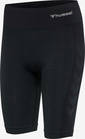 Hummel Skinny Sportshorts in Schwarz