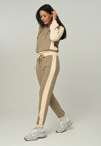 Tom Barron Tracksuit in Beige