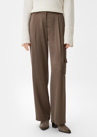 COMMA Loose fit Pleat-Front Pants in Brown: front