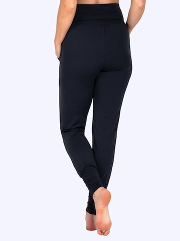 Magadi Regular Workout Pants 'Paula' in Black