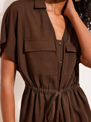 Friends Like These Blouse in Bruin