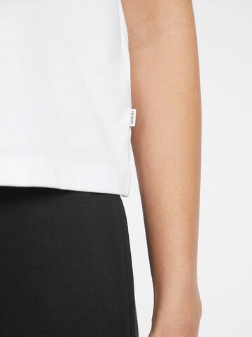GUESS T-Shirt in Weiß