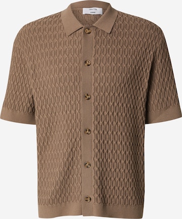 DAN FOX APPAREL Regular Fit Paita 'Domenic' värissä ruskea: etupuoli