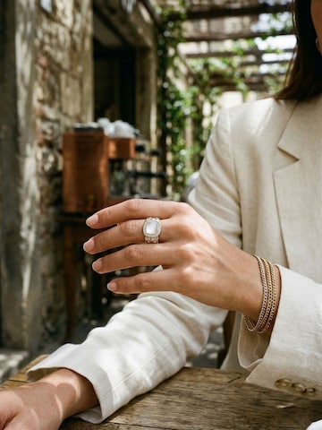 Nemomatheo Ring 'Royal Cushion – Statement-Ring mit Rautenmuster' in Silver