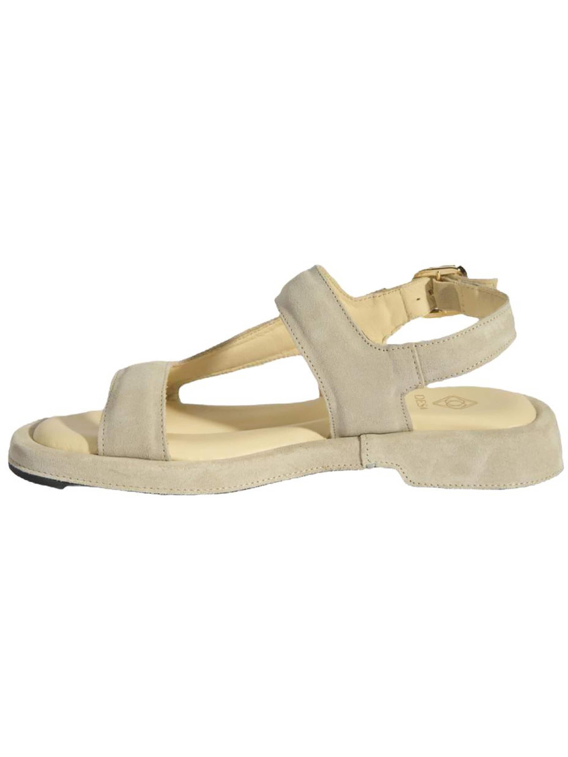 Desa Sandals in Beige
