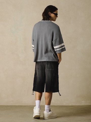 Bershka Baggy Cargo jeans in Black