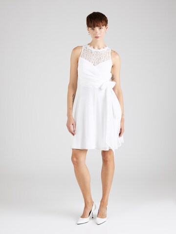 Robe de cocktail Vera Mont en blanc : devant