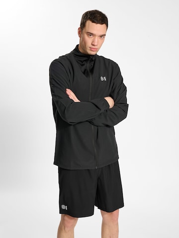 Hummel Športna jakna 'Court' | črna barva: sprednja stran