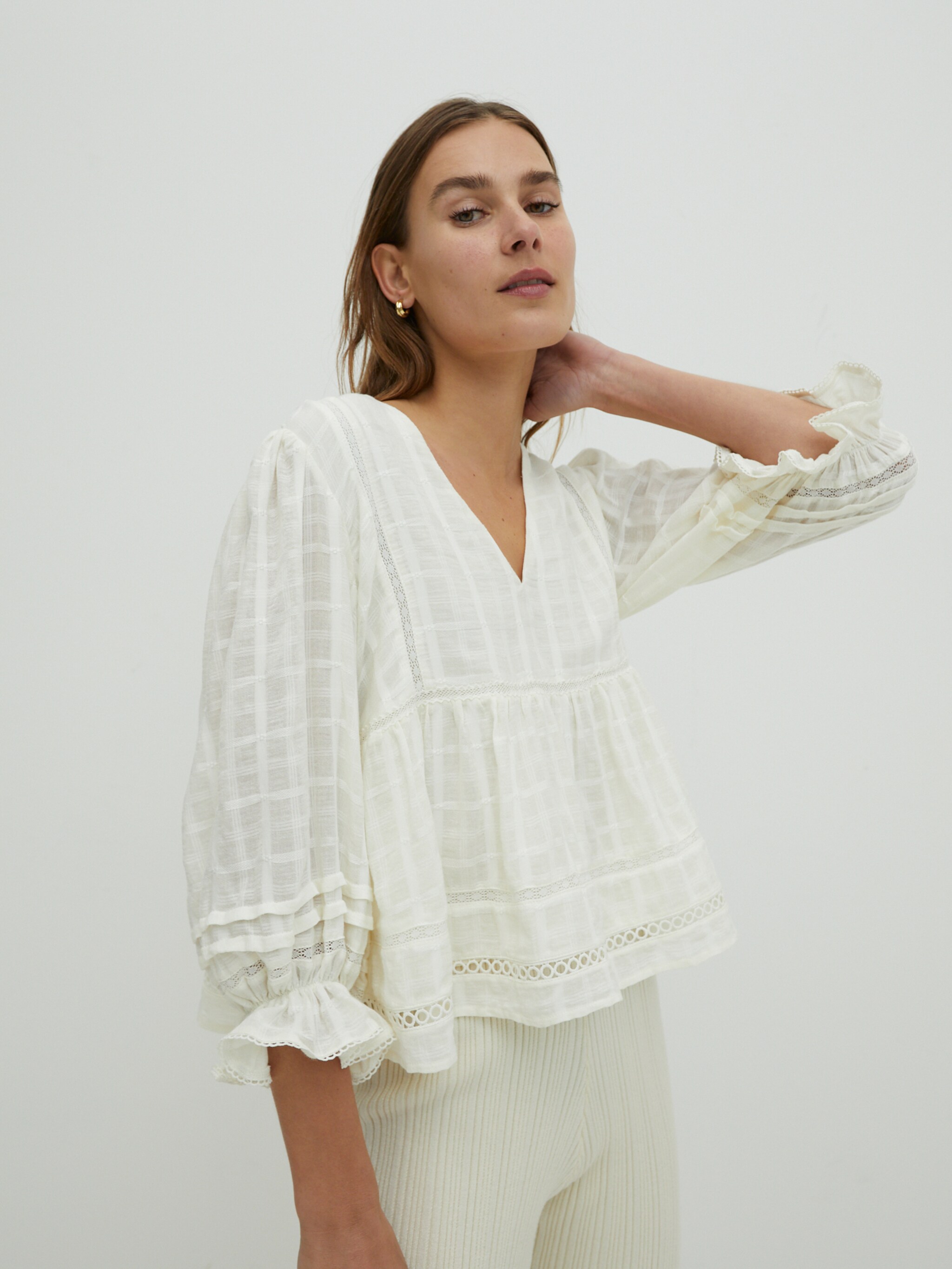 EDITED Producten Blouse 'Alyssa' Offwhite