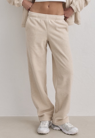 Aim'n Loosefit Sporthose in Beige: Vorderseite