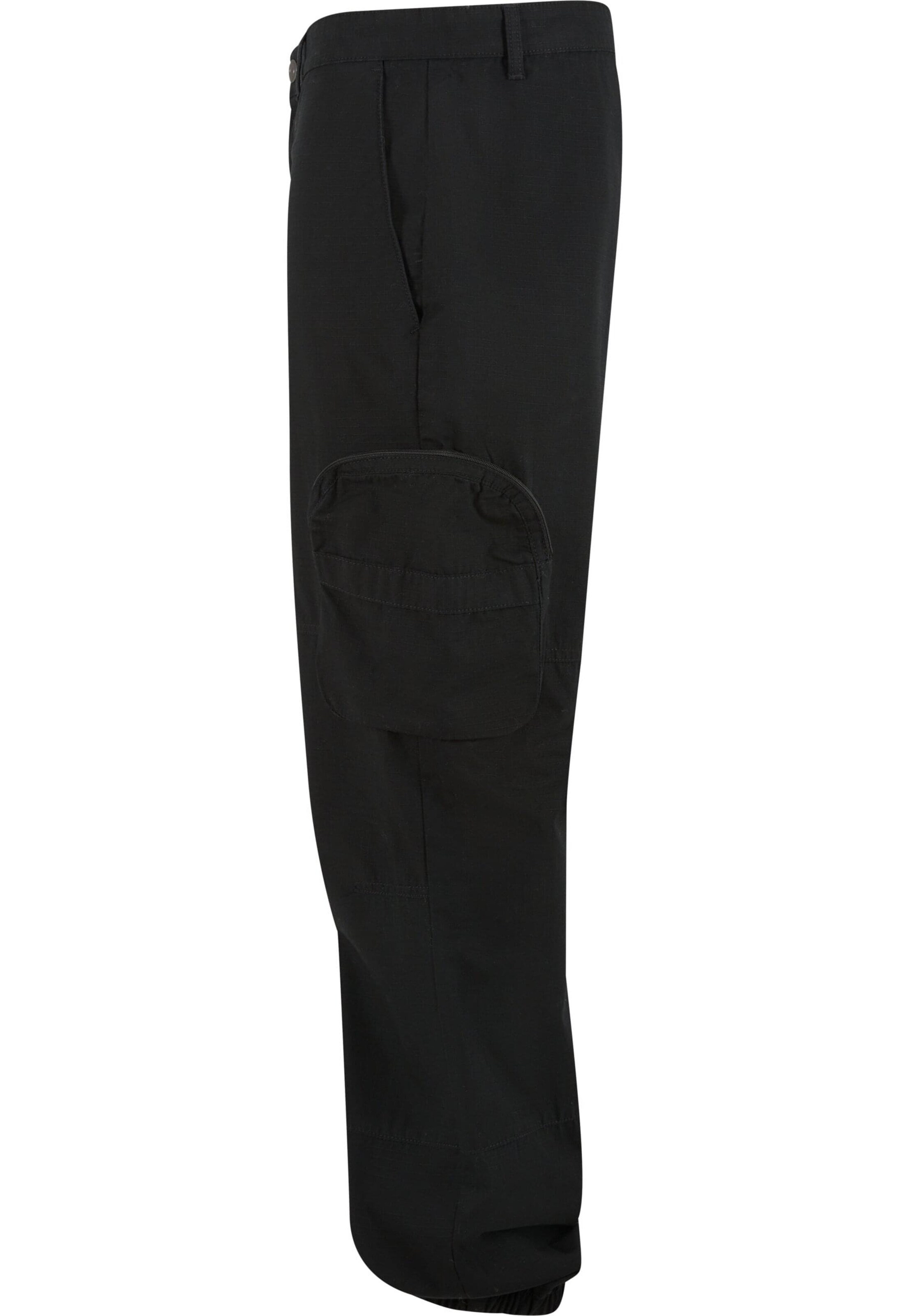 Tapered Pantaloni cargo di Urban Classics in nero