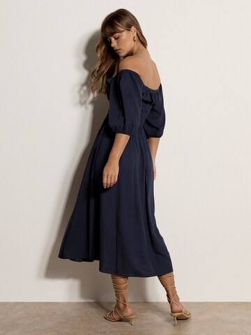 Abito ' ' di Apricot in blu