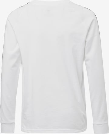 T-Shirt ADIDAS ORIGINALS en blanc