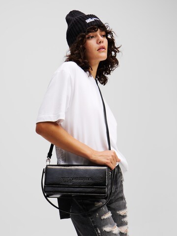 KARL LAGERFELD JEANS Crossbody bag in Black: front