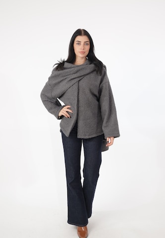 Elara Bolero in Grau