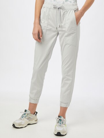 Effilé Pantalon 'Bonny' STREET ONE en gris : devant