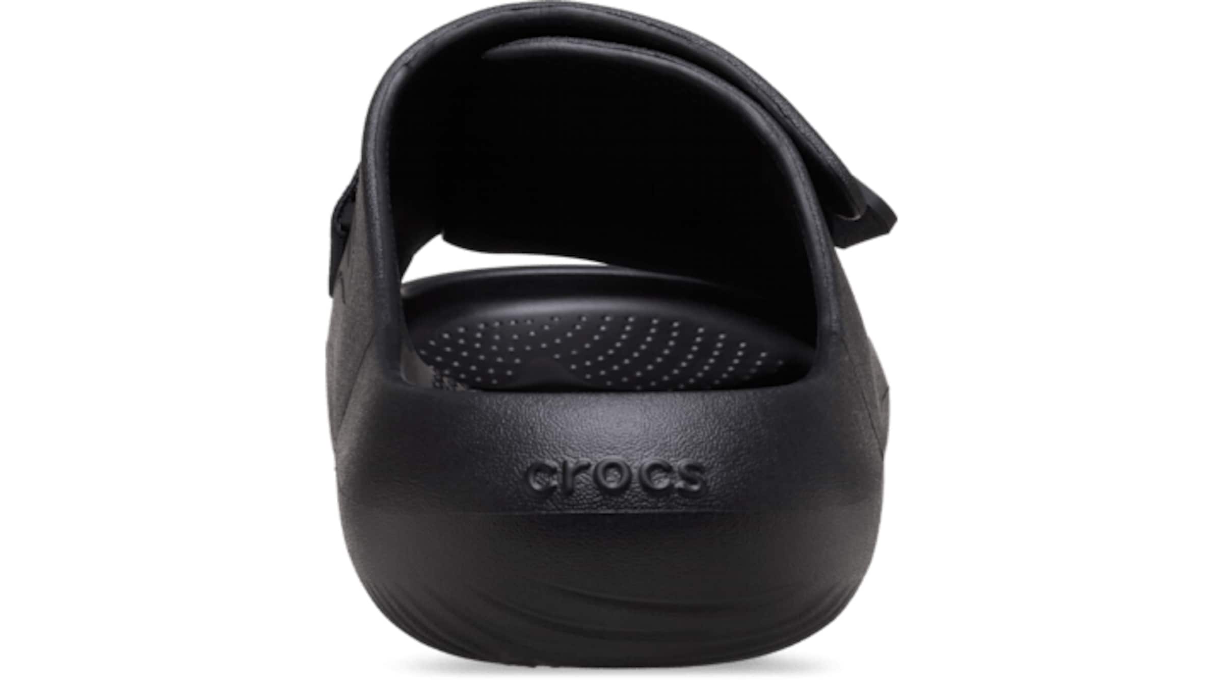 Crocs Šľapky 'Mellow Luxe' - Čierna