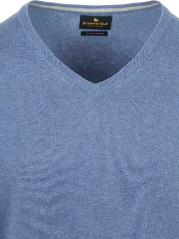 Steppin' out Sweater in Blue