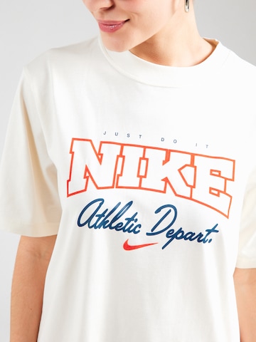 Tricou de la Nike Sportswear pe alb
