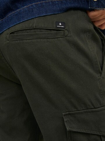 Regular Pantaloni cu buzunare 'Marco Joe' de la JACK & JONES pe verde