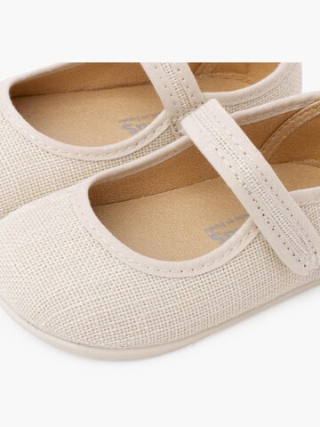 Pisamonas - Bailarina en beige