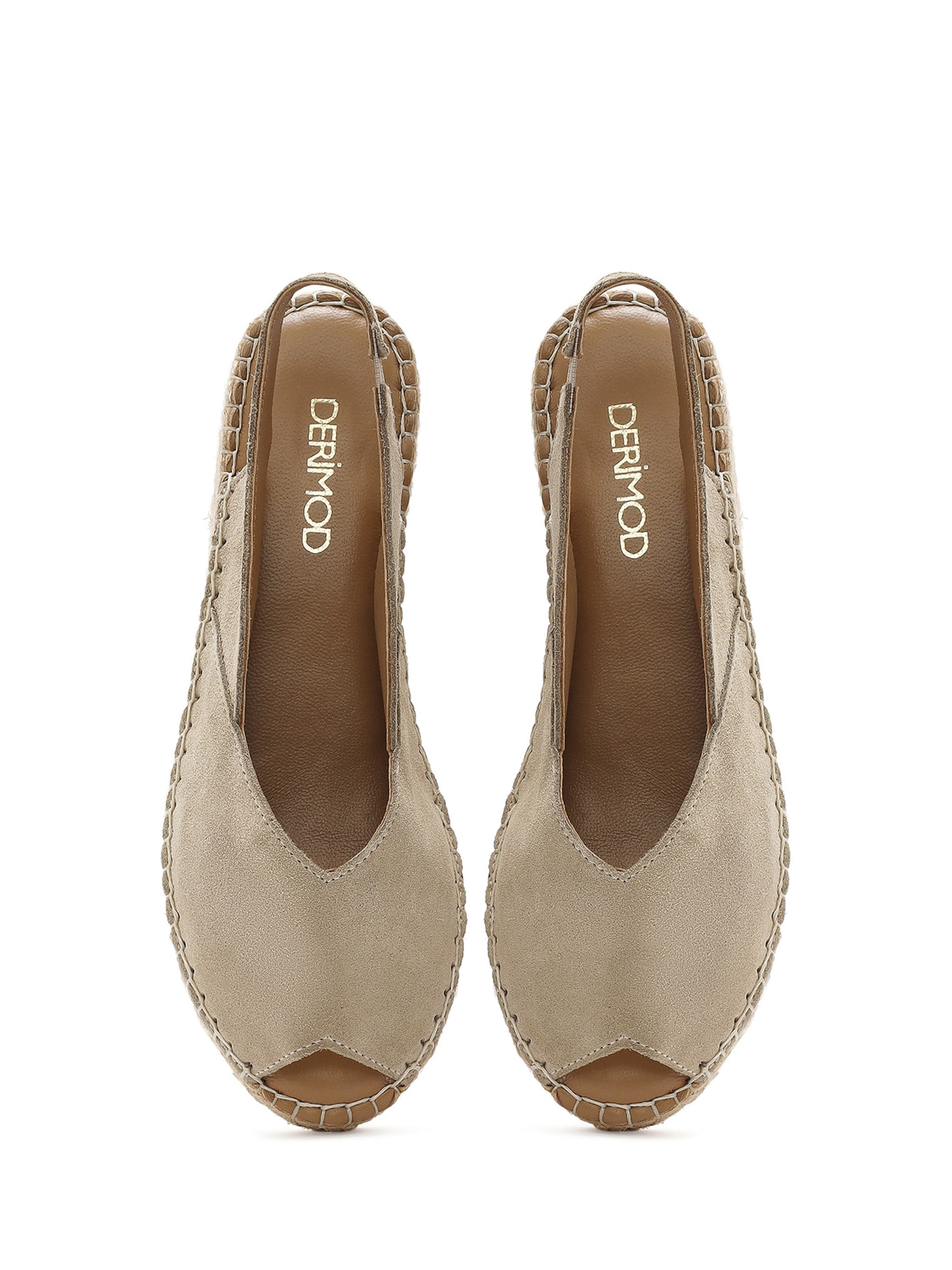 Derimod Sandale in Beige