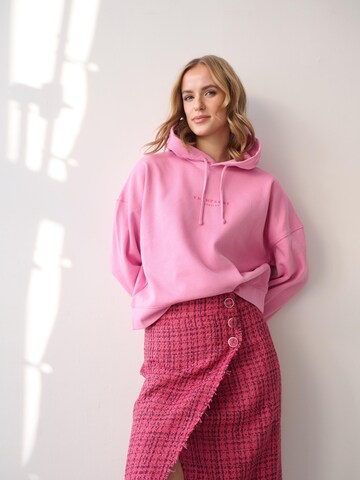 Felpa 'Champagne Problems' di I want the moon in rosa