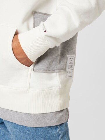 Tommy Jeans - Sudadera en blanco