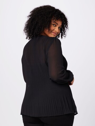 ABOUT YOU Curvy - Blusa 'Charlie' em preto