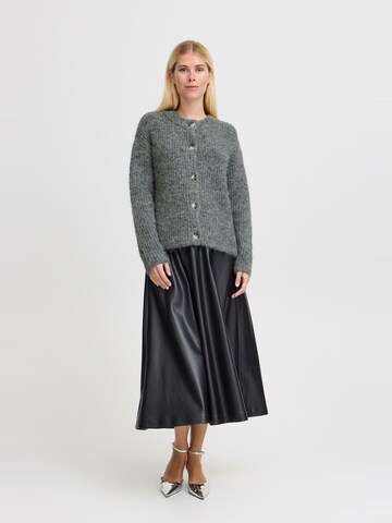 Cardigan 'MILLER' b.young en gris