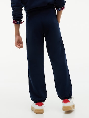 Effilé Pantalon TOMMY HILFIGER en bleu