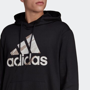 ADIDAS SPORTSWEAR Sport szabadidős felsők 'Essentials French Terry Camo-Print' - fekete