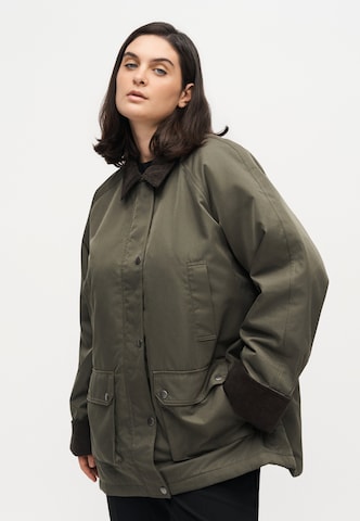 Vero Moda Curve Talvitakki 'VMCWALES' värissä ruskea