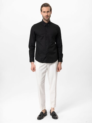 Coupe slim Chemise Antioch en noir