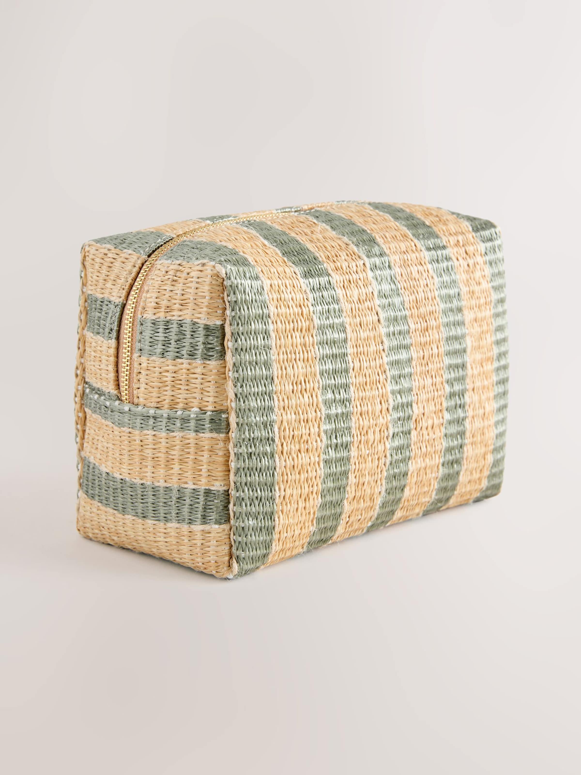 ye22　Le Marais Next Case 'Le Marais' in Green | ABOUT YOU