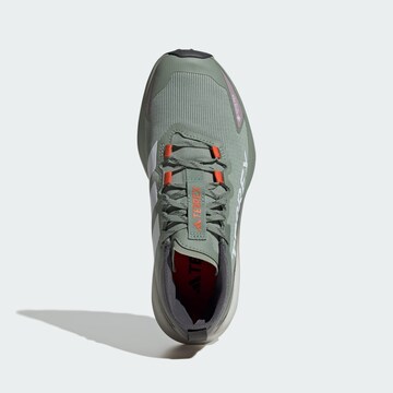 Chaussure basse 'Agravic' ADIDAS TERREX en vert