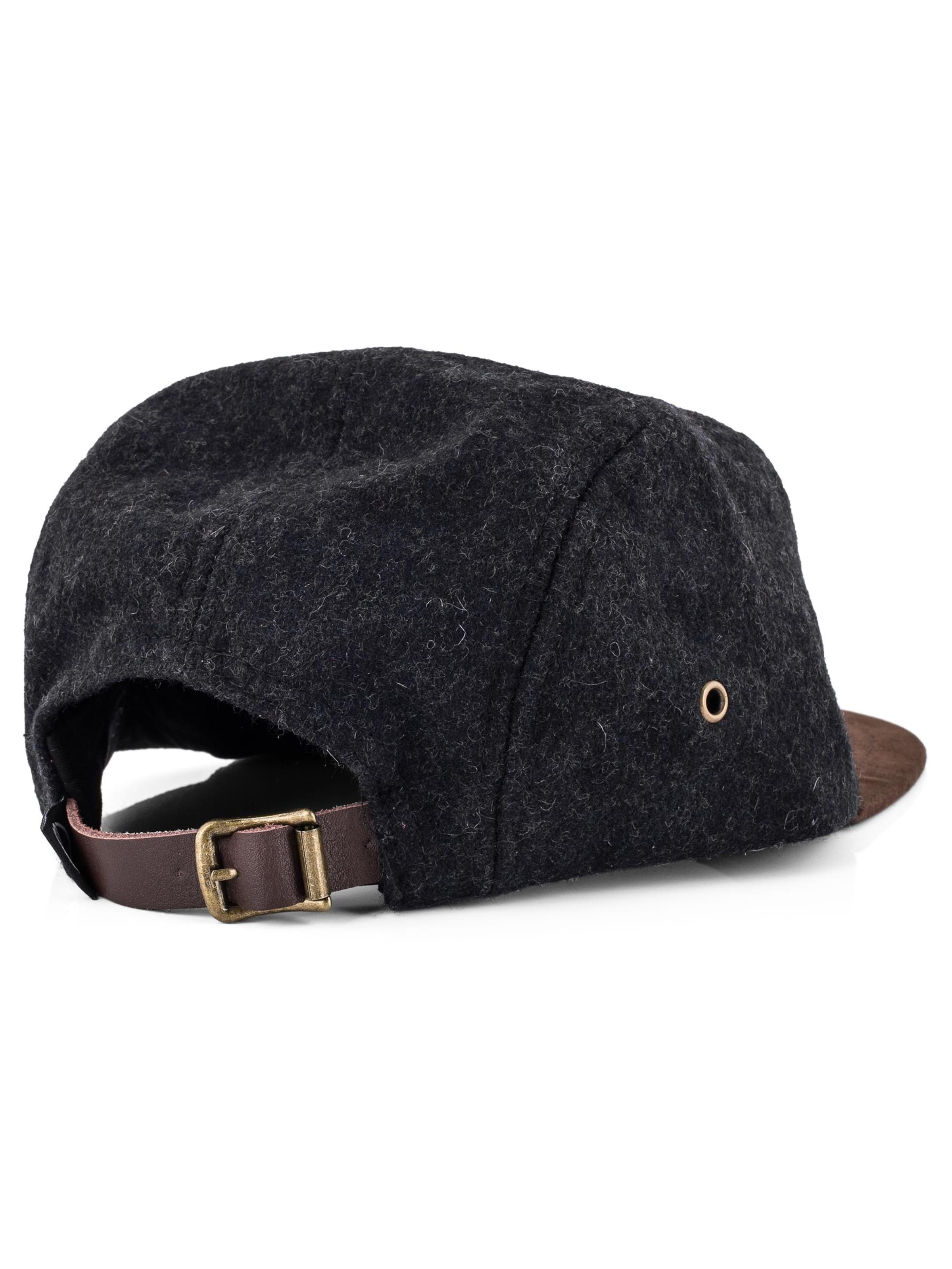 Blackskies Cap 'Fenrir' in Black