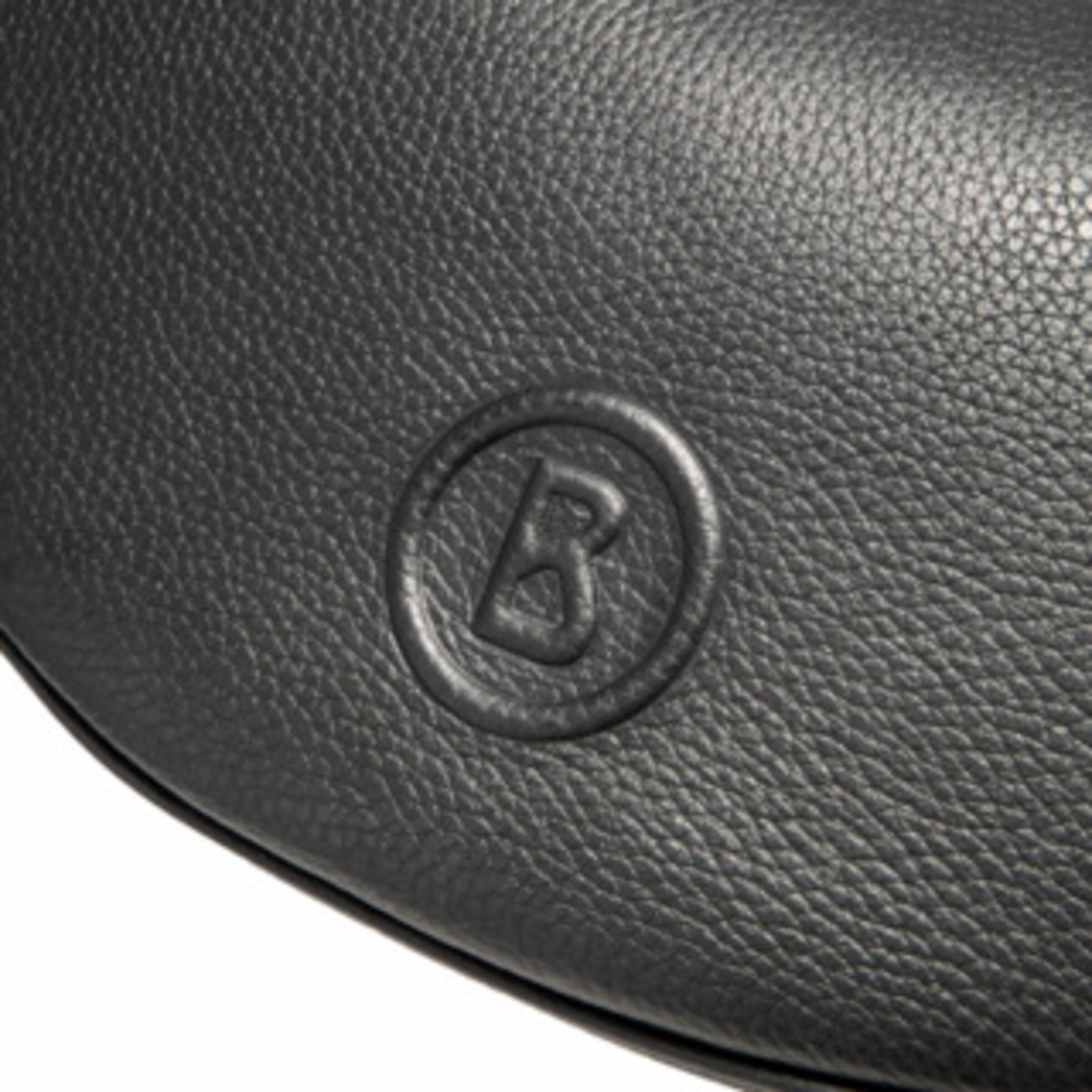 BOGNER Schultertasche in Schwarz