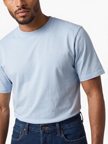 No Excess T-Shirt in Blau
