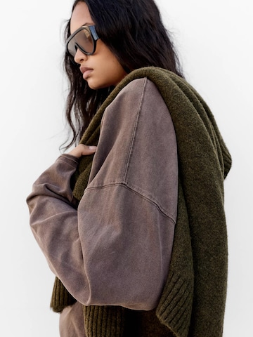 Pull&Bear Тениска в кафяво