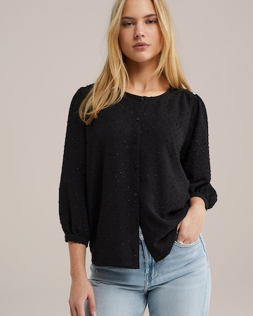 WE Fashion Blouse in Black: front