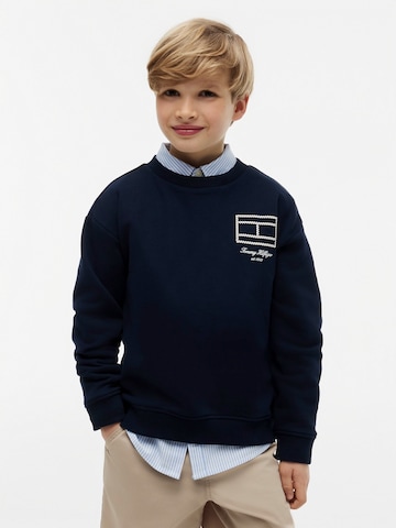 TOMMY HILFIGER Sweatshirt in Blauw: voorkant