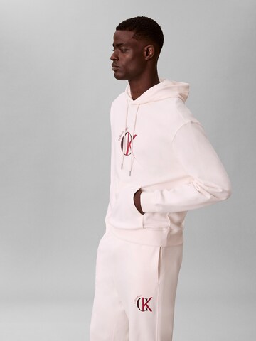Sweat-shirt Calvin Klein Jeans en blanc