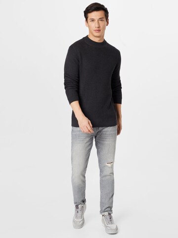 Redefined Rebel - Pullover 'Kevin' em cinzento