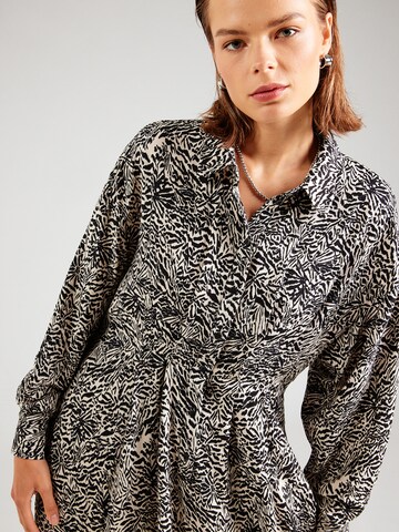 Rochie tip bluză 'Amabella' de la MSCH COPENHAGEN pe bej