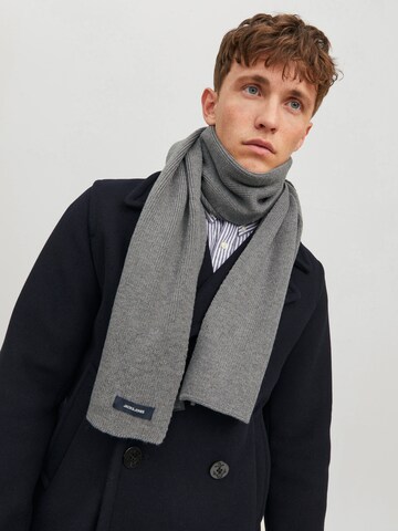 JACK & JONES Schal 'JACDna' in Grau: Vorderseite